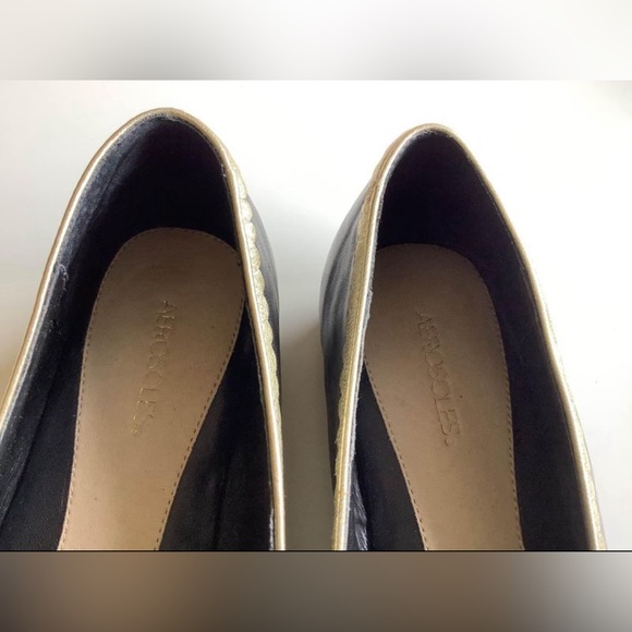 Aerosoles black women’s flats w/ gold lining & bow w/ straps size 7 - Picture 3 of 9